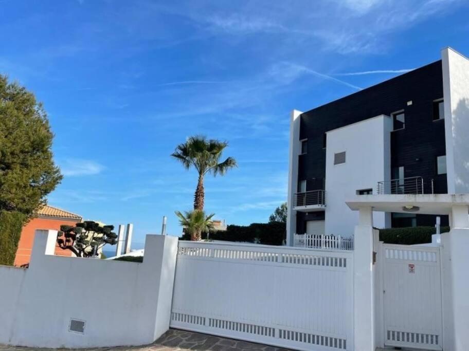 Villa En Oropesa โอโรเปซาเดลมาร์ ภายนอก รูปภาพ
