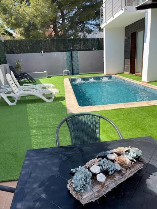 Villa En Oropesa โอโรเปซาเดลมาร์ ภายนอก รูปภาพ