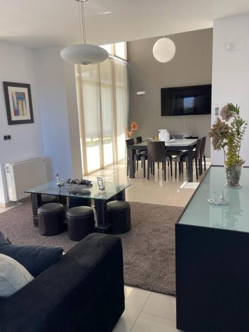Villa En Oropesa โอโรเปซาเดลมาร์ ภายนอก รูปภาพ